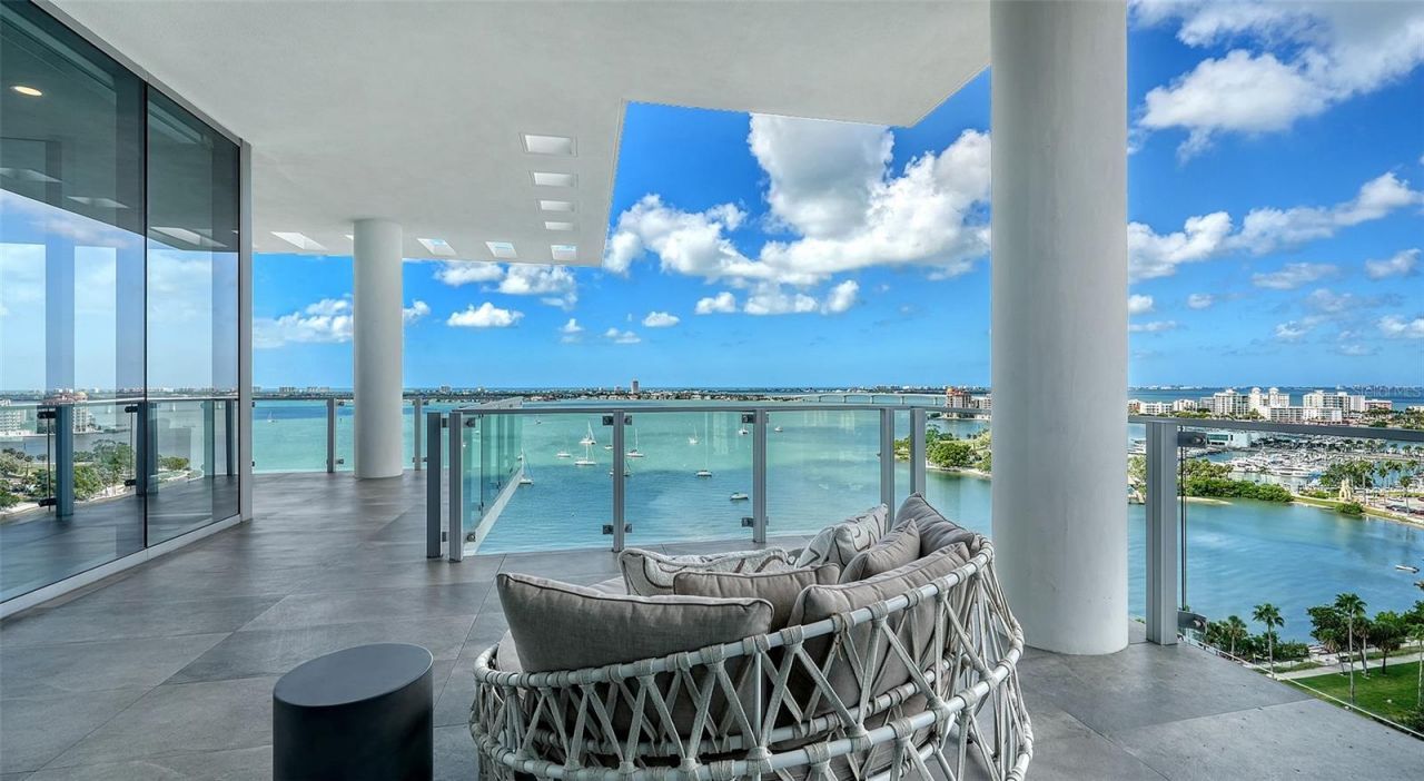 605 S Gulfstream Avenue, Unit 12, Sarasota, FL 34236 Photo