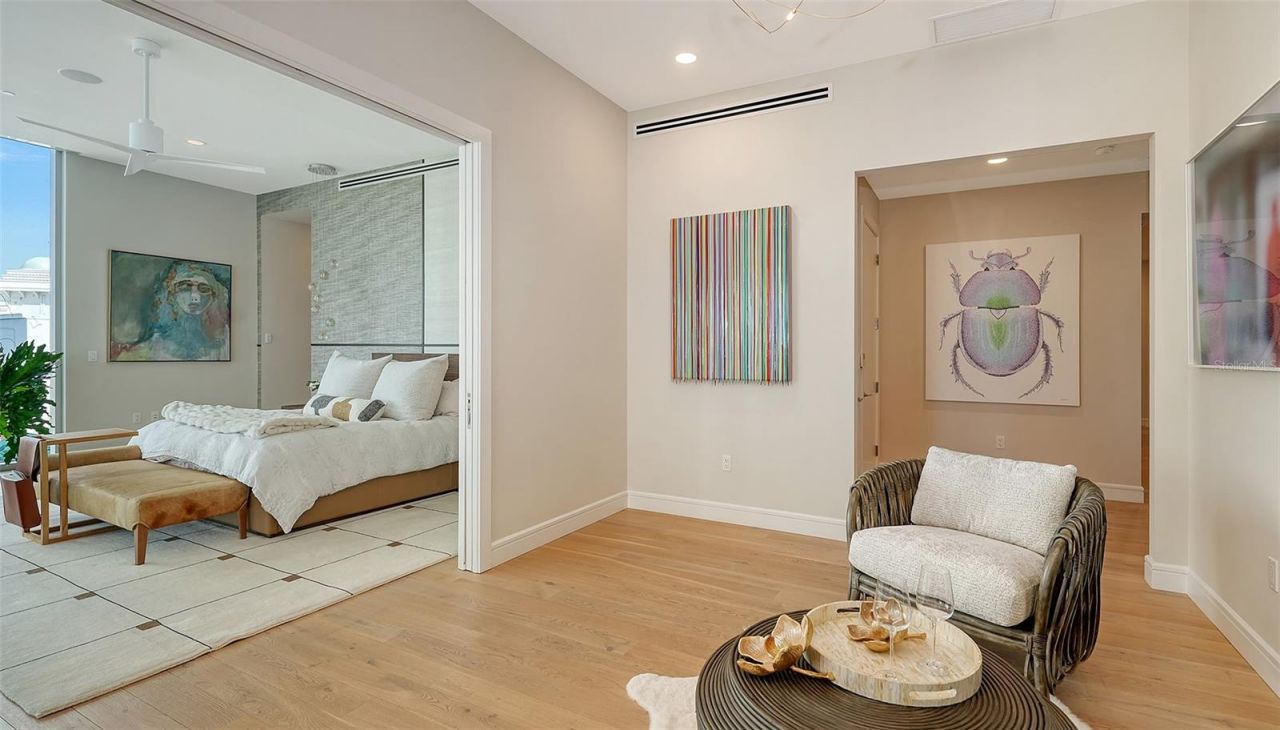 605 S Gulfstream Avenue, Unit 12, Sarasota, FL 34236 Photo