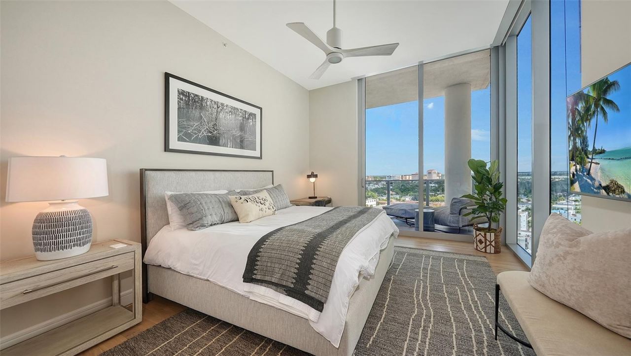 605 S Gulfstream Avenue, Unit 12, Sarasota, FL 34236 Photo