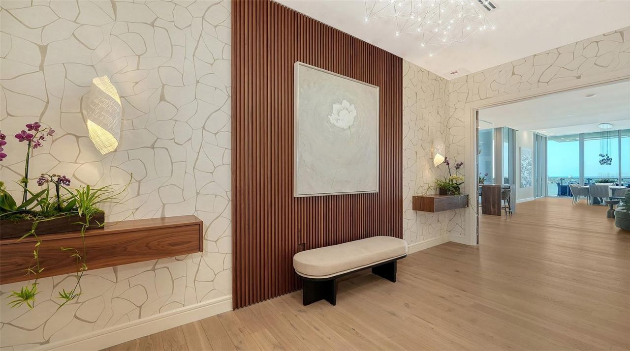 605 S Gulfstream Avenue, Unit 12, Sarasota, FL 34236 Photo