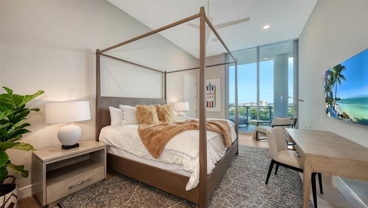 605 S Gulfstream Avenue, Unit 12, Sarasota, FL 34236 Photo