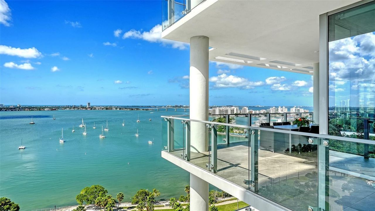 605 S Gulfstream Avenue, Unit 12, Sarasota, FL 34236 Photo