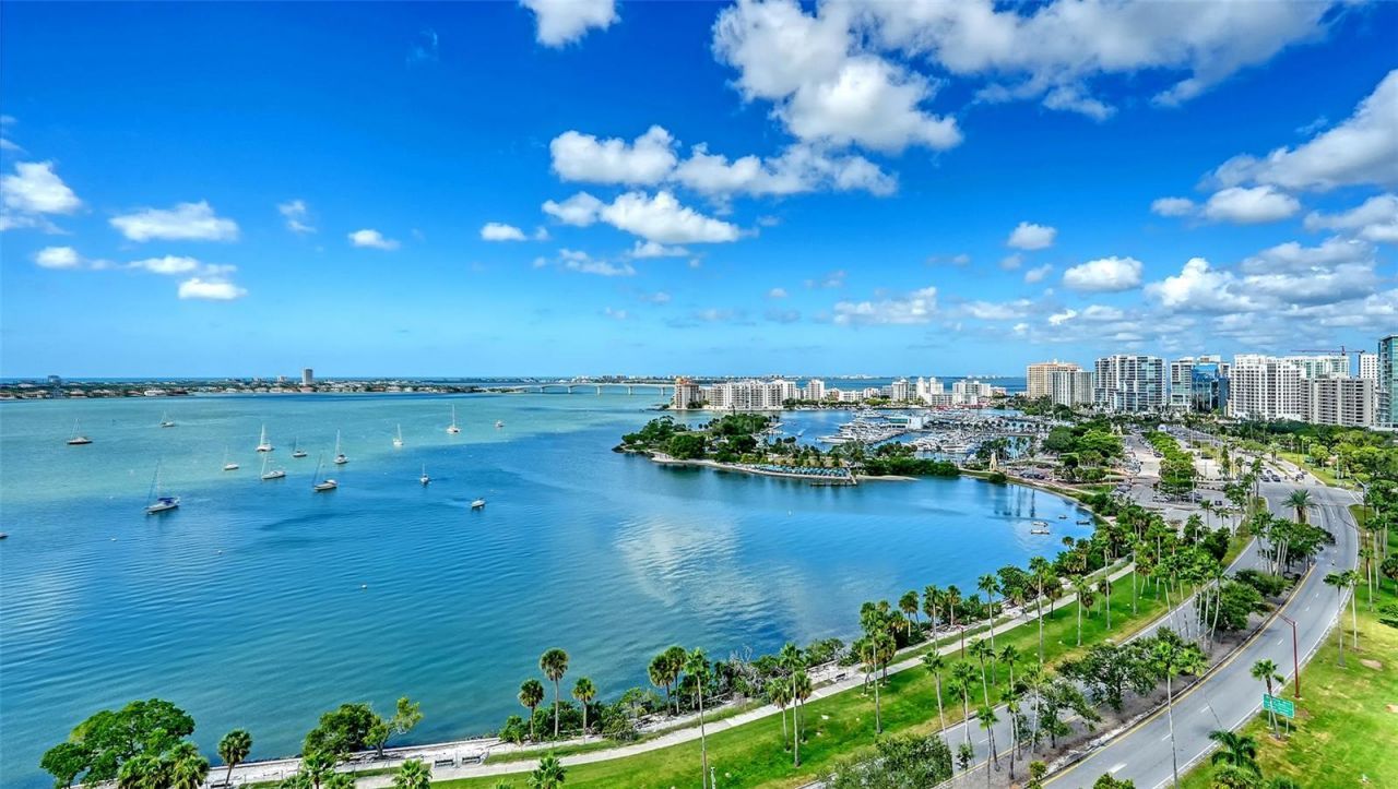 605 S Gulfstream Avenue, Unit 12, Sarasota, FL 34236 Photo