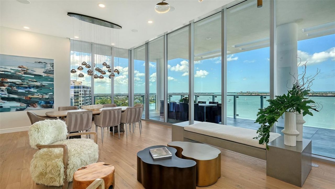 605 S Gulfstream Avenue, Unit 12, Sarasota, FL 34236 Photo