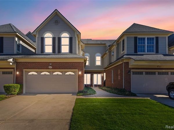 1276 W Crystal Circle, CANTON, MI 48187