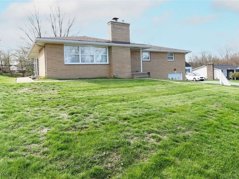 188 Meadow Road, Wintersville, OH 43953 Photo 2