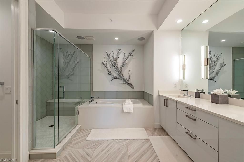 1111 Central Ave, Unit 310, Naples, FL 34135 Photo