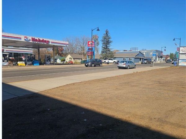 22 1st Street SW, Crosby, MN 56441