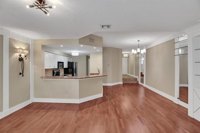 1900 Oceanwalk Lane, Unit 115, Pompano Beach, FL 33062 Photo