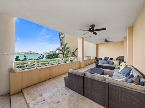 848 Brickell Key Dr, Unit 201, Miami, FL 33131