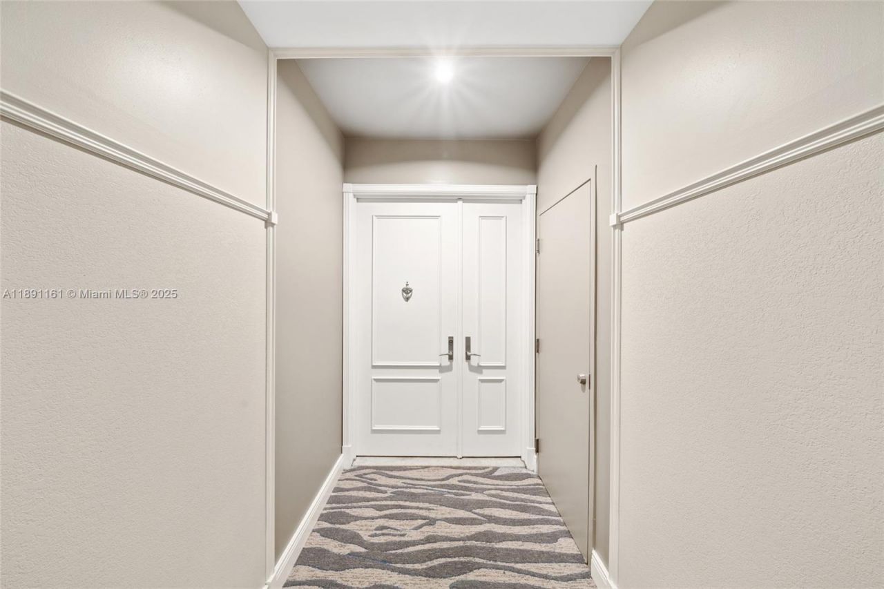 848 Brickell Key Dr, Unit 201, Miami, FL 33131 Photo