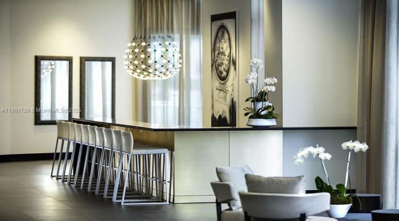 851 NE 1st Ave, Unit 2106, Miami, FL 33132 Photo