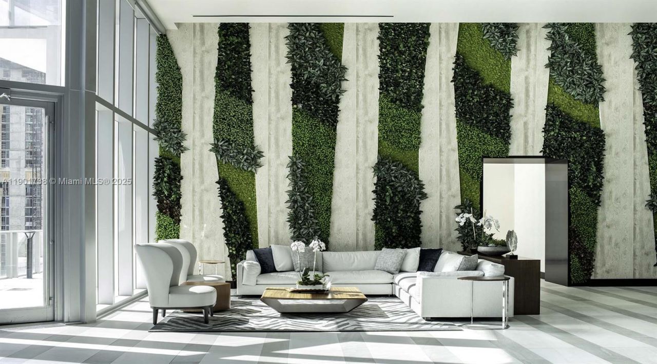 851 NE 1st Ave, Unit 2106, Miami, FL 33132 Photo