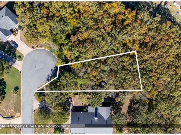 20 Ridgecrest Ct., Cabot, AR 72023