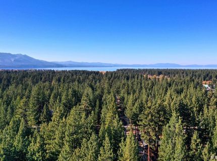 1124 Martin Avenue, South Lake Tahoe, CA 96150 Photo