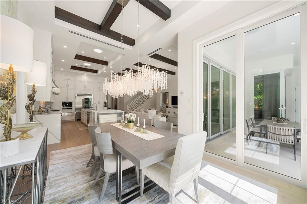 150 6th St N, Naples, FL 34102 Photo