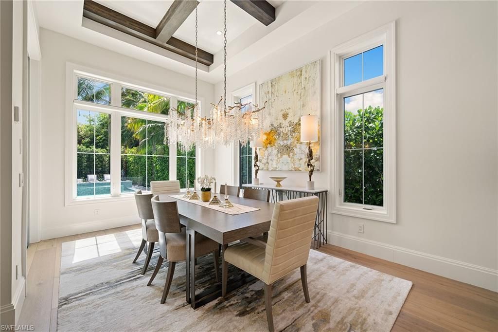 150 6th St N, Naples, FL 34102 Photo