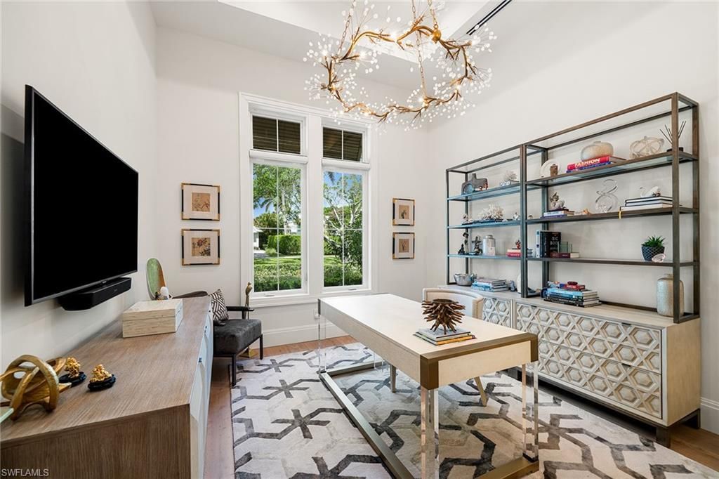 150 6th St N, Naples, FL 34102 Photo