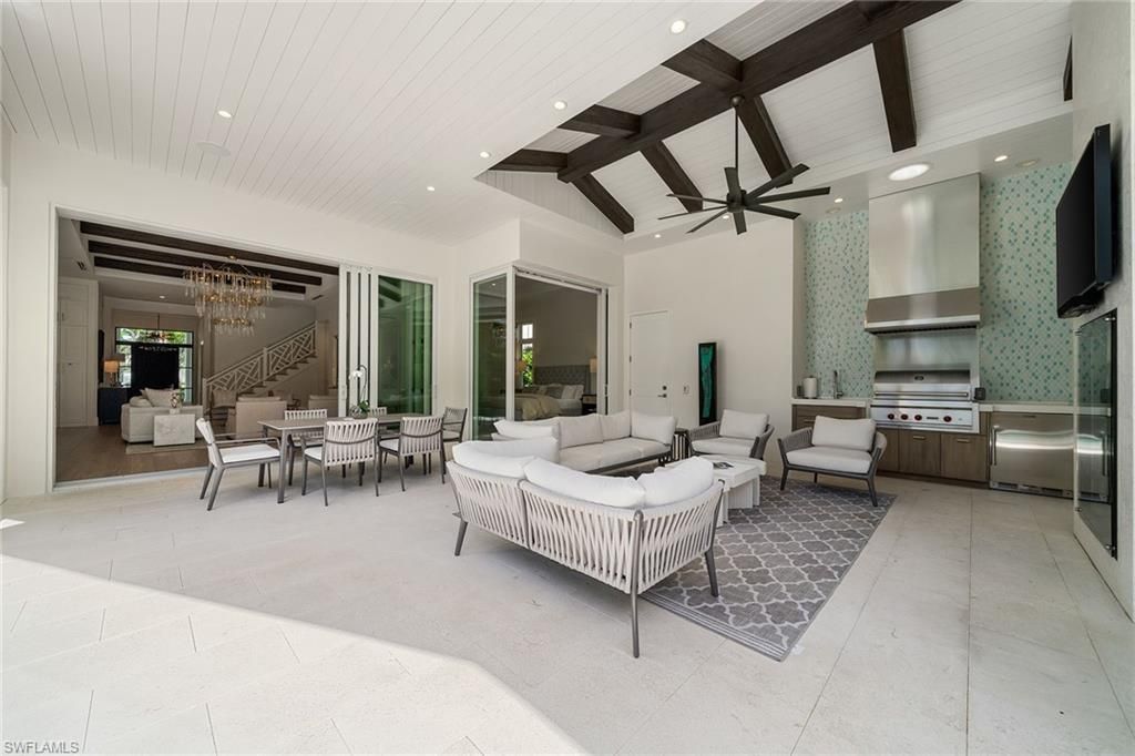 150 6th St N, Naples, FL 34102 Photo