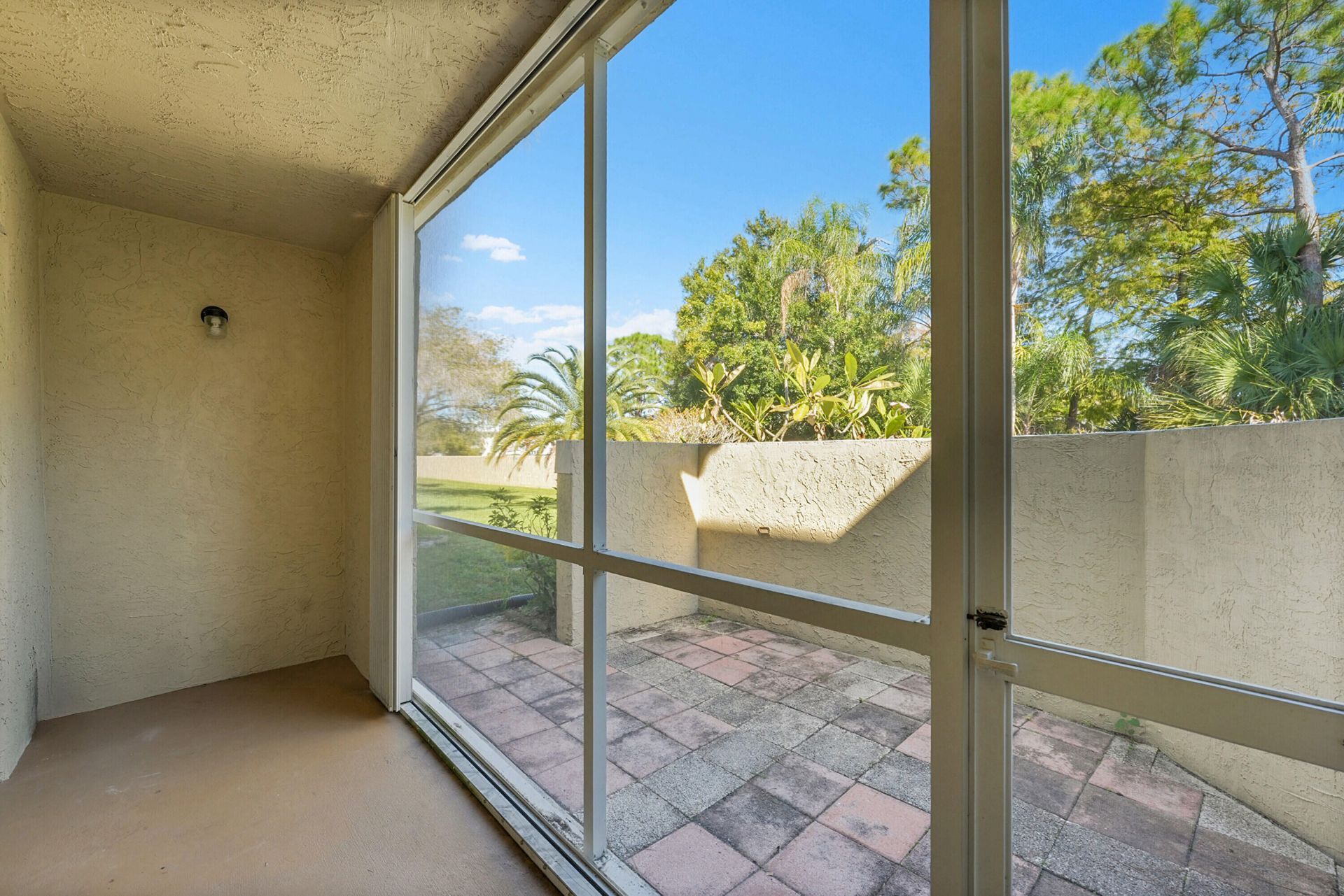 1548 SE Royal Green Circle, Unit M108, Port Saint Lucie, FL 34952 Photo