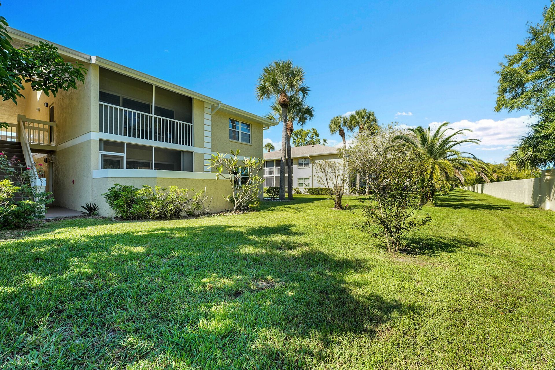 1548 SE Royal Green Circle, Unit M108, Port Saint Lucie, FL 34952 Photo