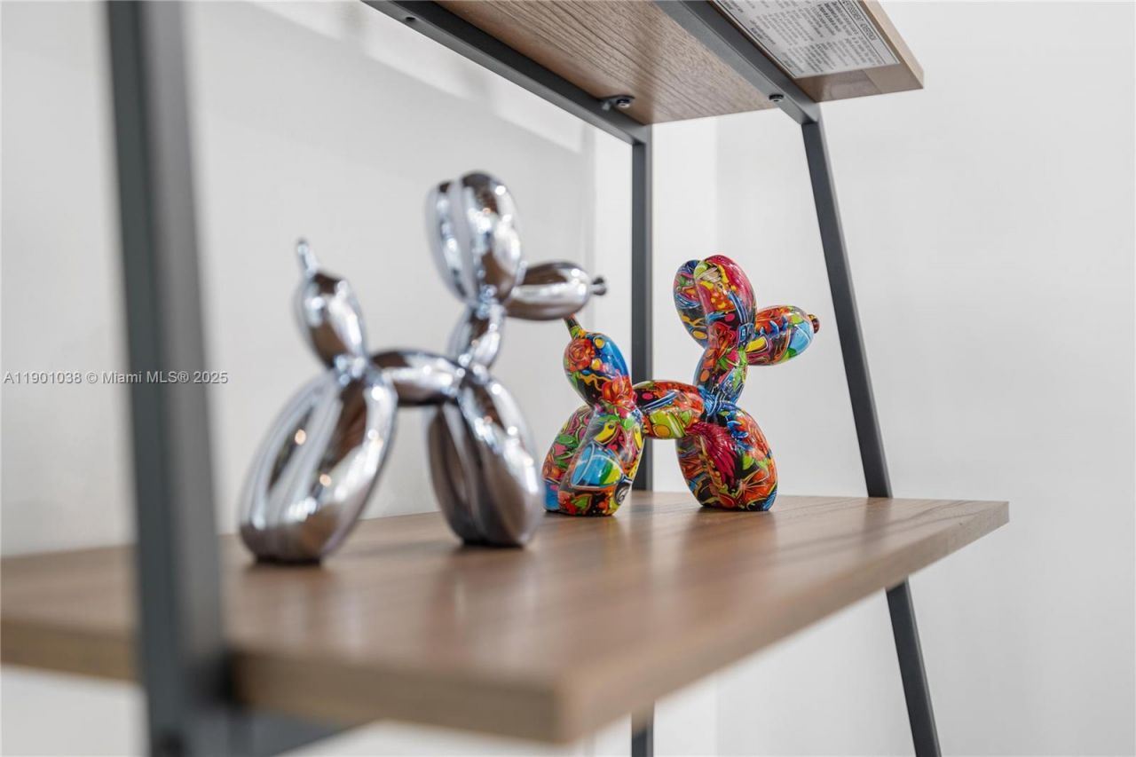 8926 Abbott Ave, Surfside, FL 33154 Photo