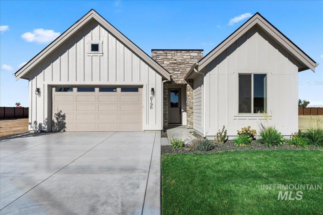 8196 W Gallup St, Meridian, ID 83646 Main Photo