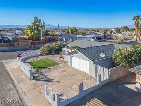 501 Close Avenue, Henderson, NV 89011