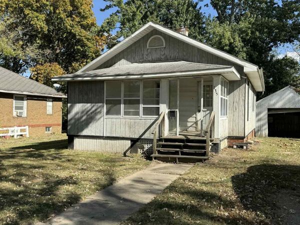 135 Chandler Boulevard, Macomb, IL 61455