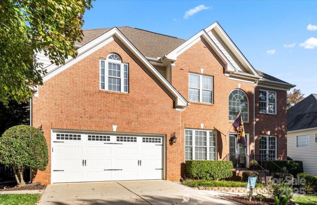 11809 Farnborough Road, Huntersville, NC 28078 Main Photo