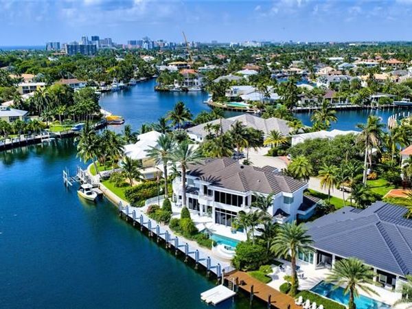 2551 NE 31st Ct, Lighthouse Point, FL 33064