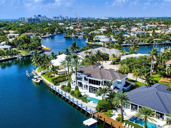 2551 NE 31st Court, Lighthouse Point, FL 33064