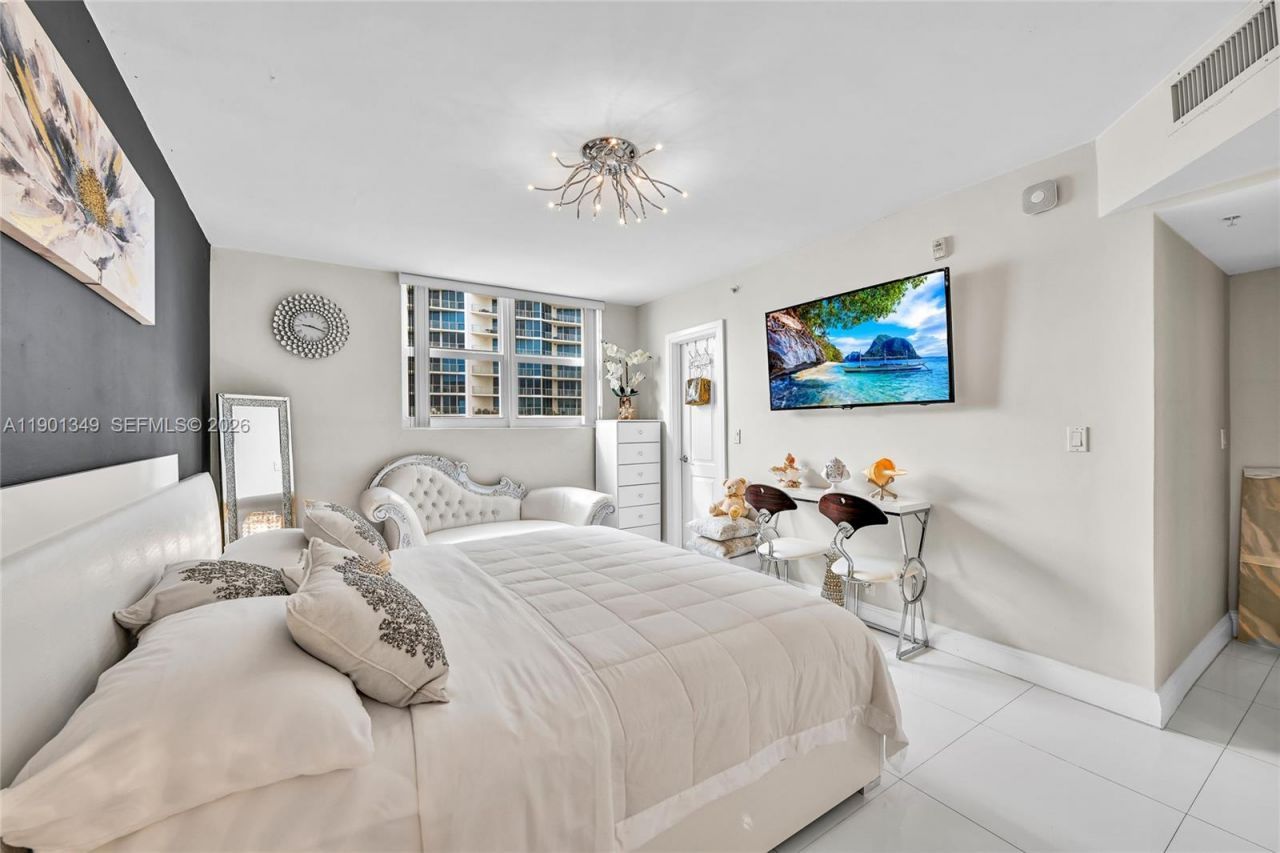 3001 S Ocean Dr, Unit 1513, Hollywood, FL 33019 Photo