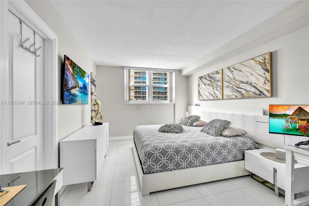 3001 S Ocean Dr, Unit 1513, Hollywood, FL 33019 Photo