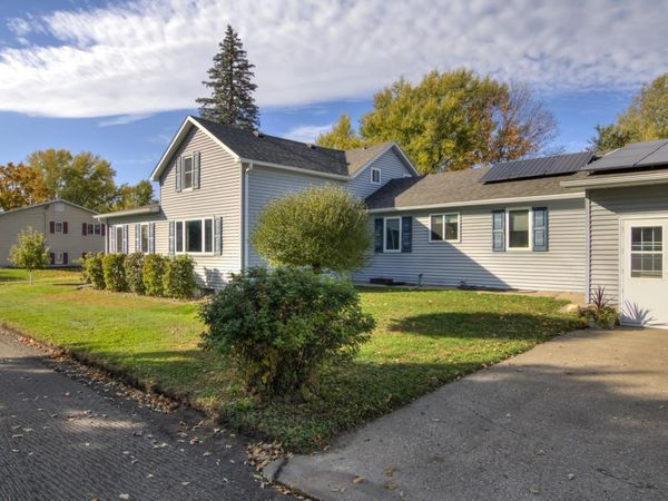 724 Washington Avenue, Wabasha, MN 55981