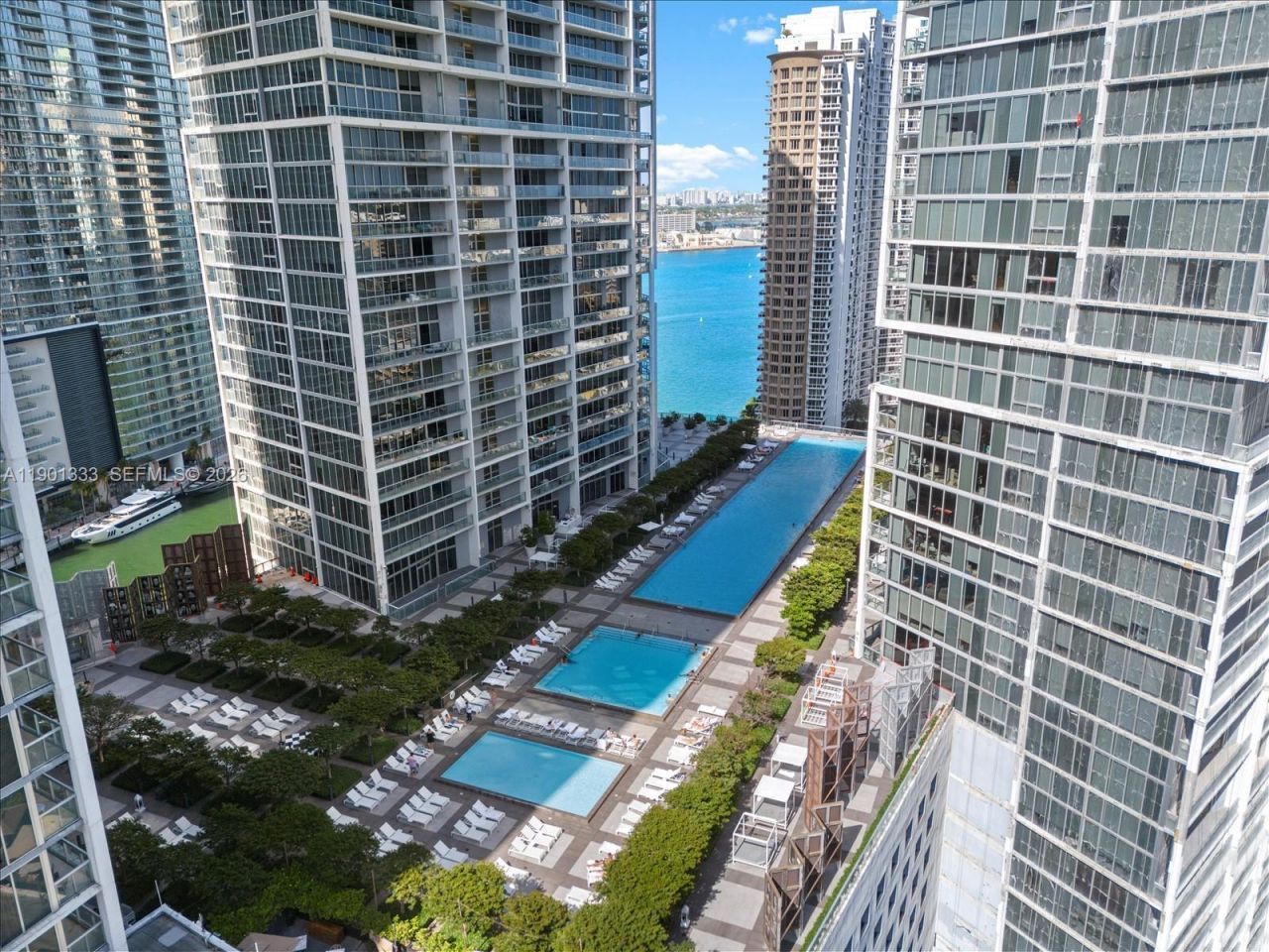 475 Brickell Ave, Unit 5507, Miami, FL 33131 Photo
