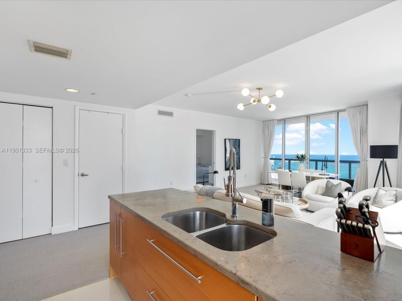 475 Brickell Ave, Unit 5507, Miami, FL 33131 Photo