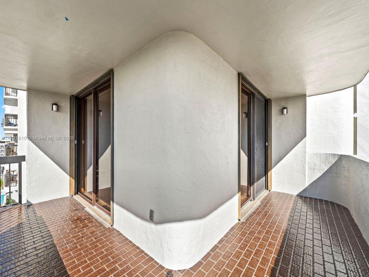 600 Biltmore Way, Unit 902, Coral Gables, FL 33134 Photo