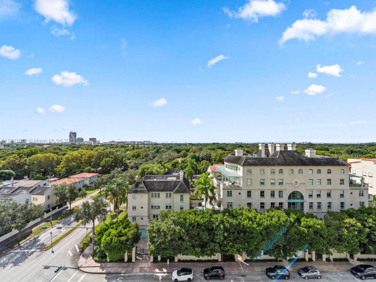 600 Biltmore Way, Unit 902, Coral Gables, FL 33134 Photo