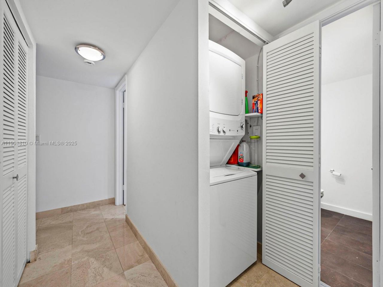 600 Biltmore Way, Unit 902, Coral Gables, FL 33134 Photo