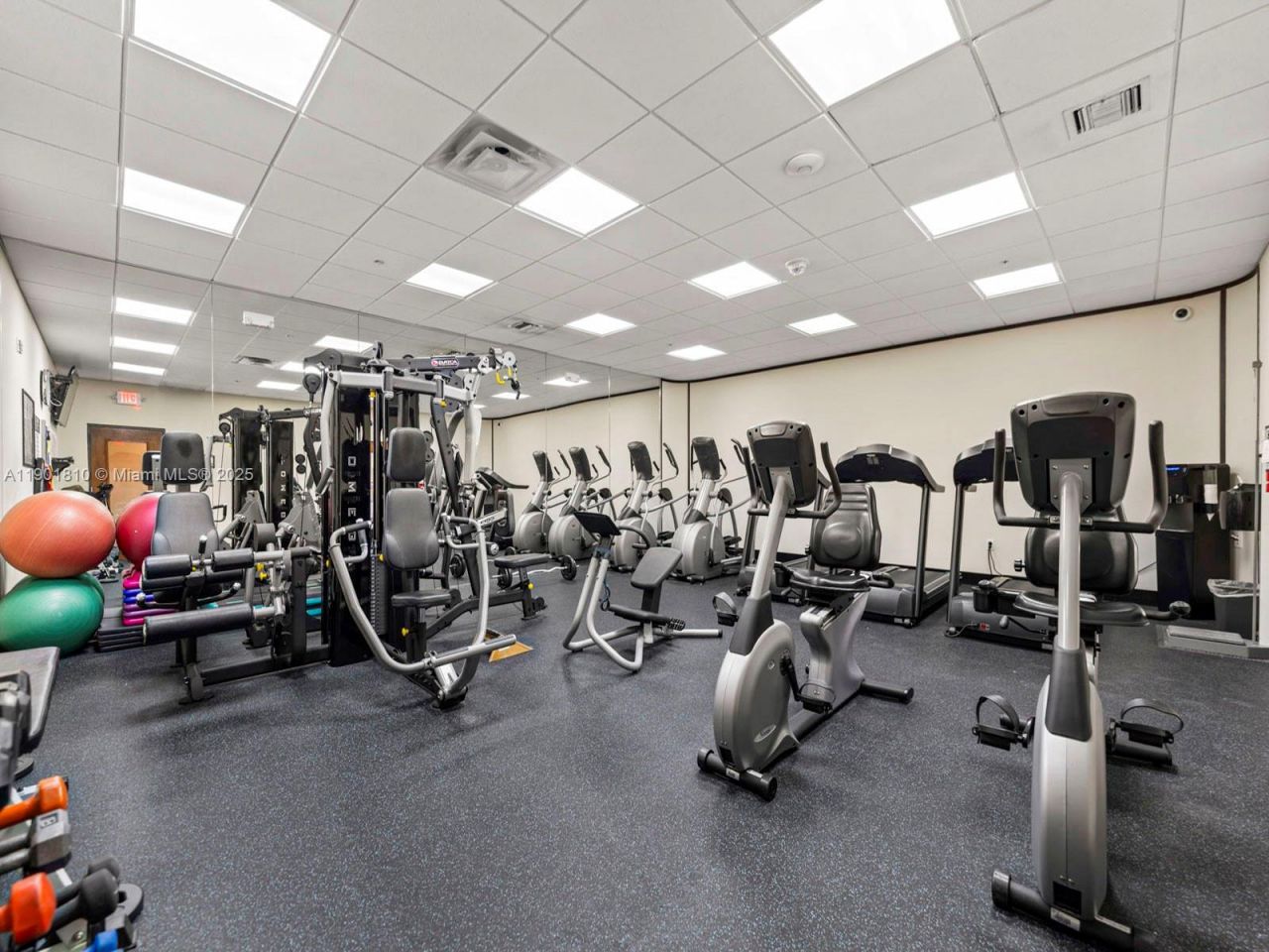 600 Biltmore Way, Unit 902, Coral Gables, FL 33134 Photo