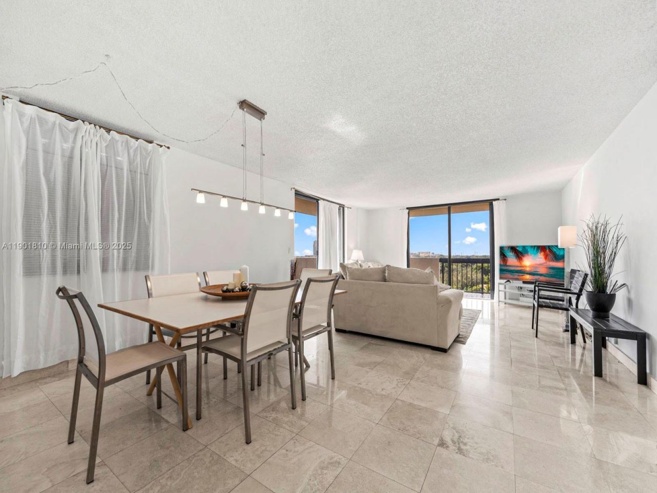 600 Biltmore Way, Unit 902, Coral Gables, FL 33134 Photo