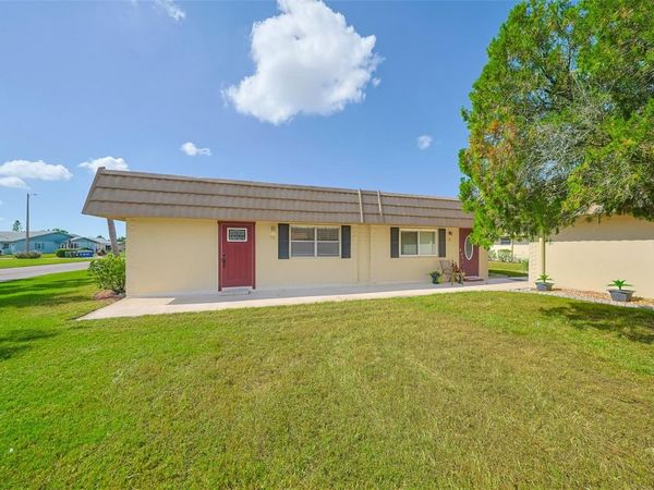 202 BEDFORD STREET, Unit 72, SUN CITY CENTER, FL 33573