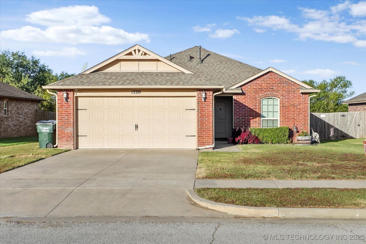 13374 N 132nd East Avenue, Collinsville, OK 74021 Main Photo