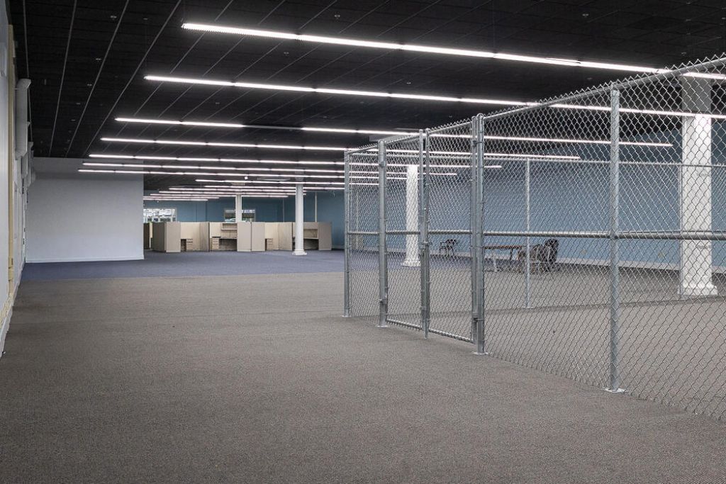 5935 Rivers Avenue Photo 7