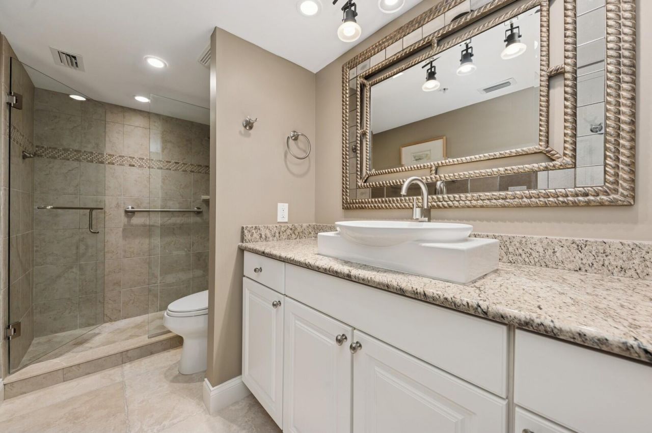 3000 N Ocean Drive, Unit 23-A, Singer Island, FL 33404 Photo