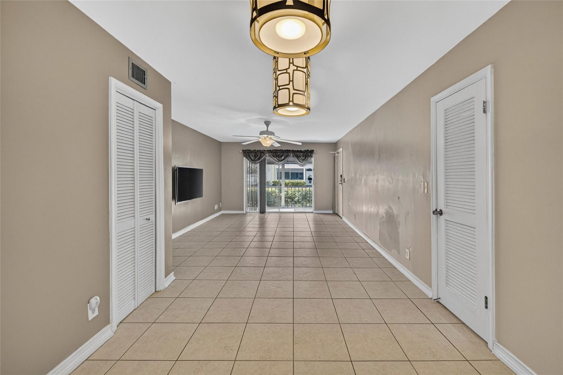 6521 Bay Club Drive, Unit 6521-2, Fort Lauderdale, FL 33308 Photo