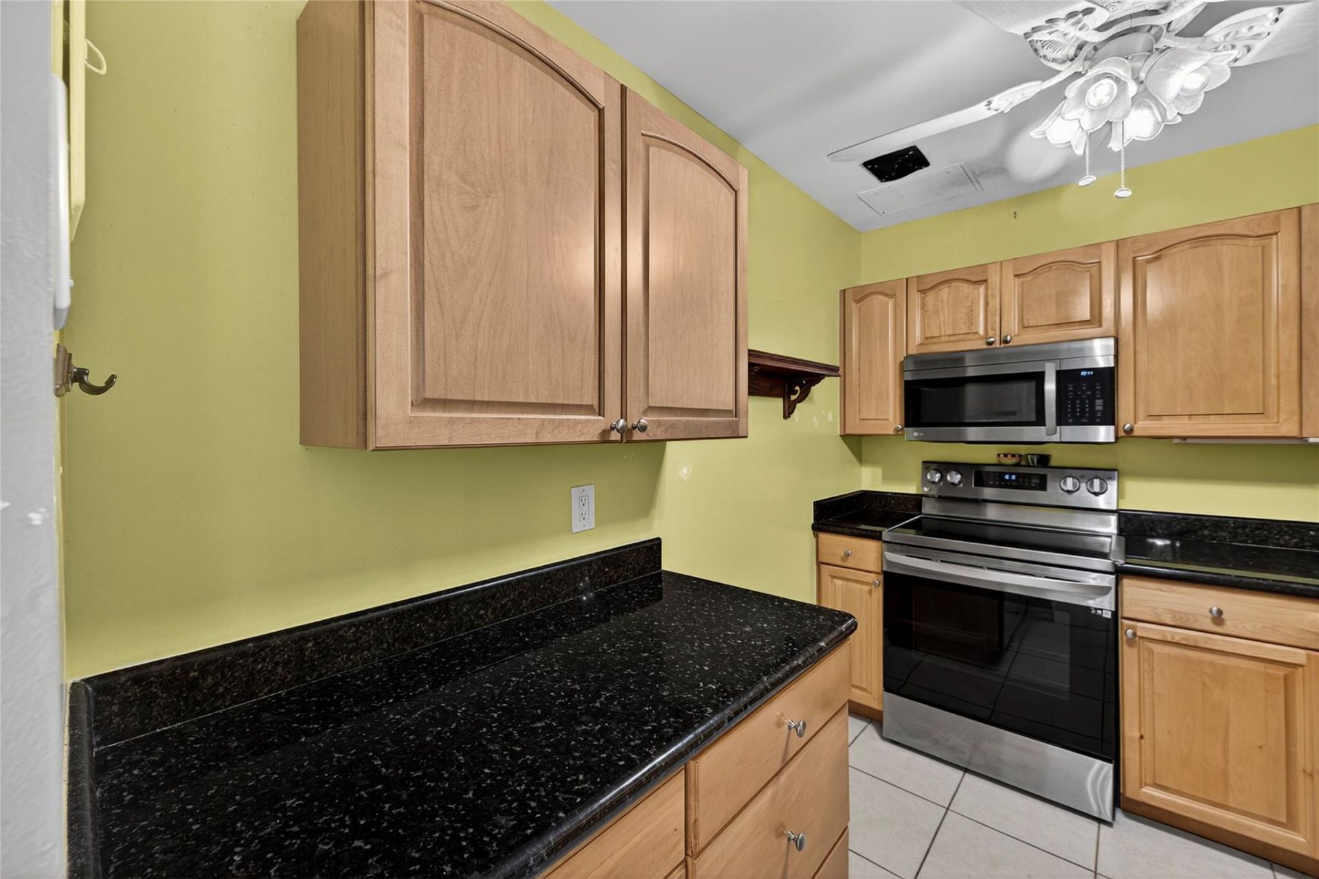 6521 Bay Club Drive, Unit 6521-2, Fort Lauderdale, FL 33308 Photo