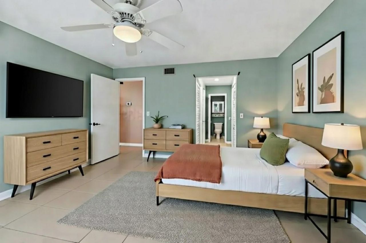 6521 Bay Club Drive, Unit 6521-2, Fort Lauderdale, FL 33308 Photo