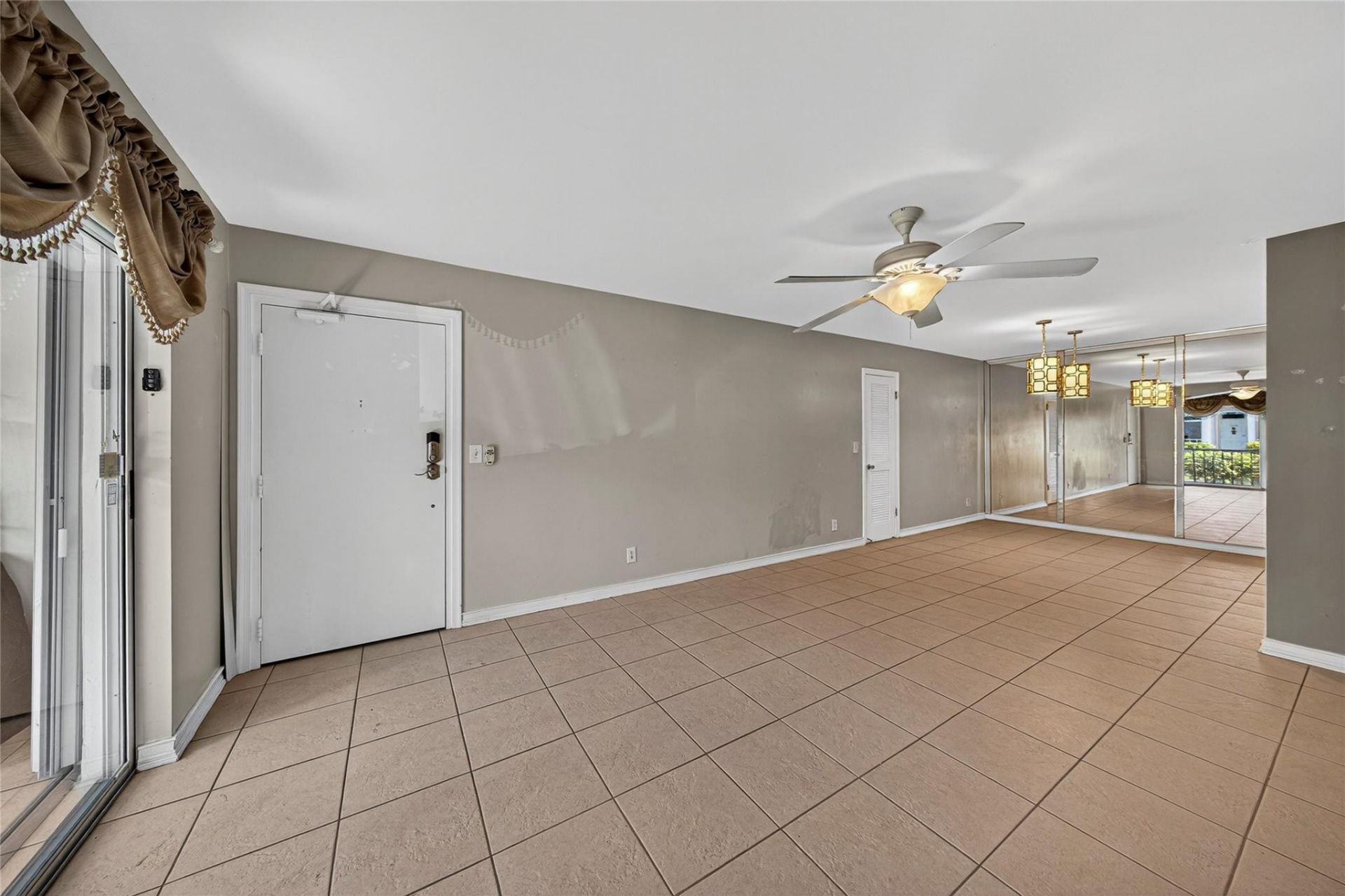 6521 Bay Club Drive, Unit 6521-2, Fort Lauderdale, FL 33308 Photo